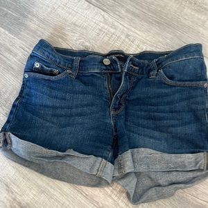 Banana republic shorts size 26/2